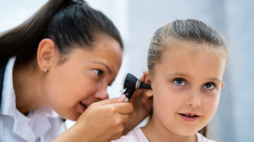 Step-by-Step Guide to Cleaning Your Child Ears Safely