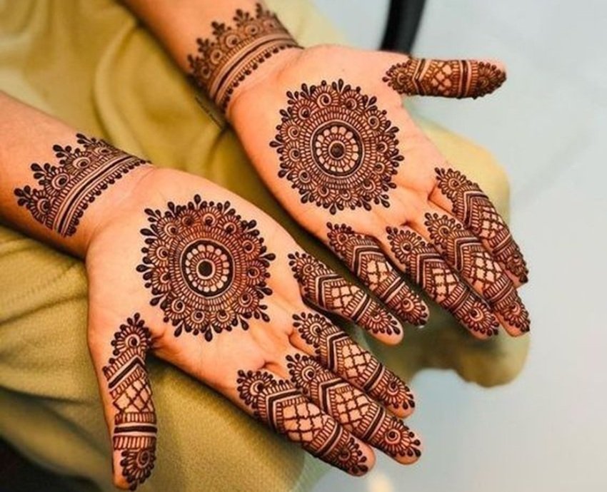Stunning Mehndi Designs That Will Make Your Hands Shine