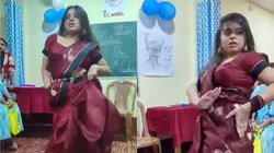 इंग्लिश वाली मैडम ने क्लासरूम में किया ऐसा डांस, Viral Video देख गुस्सा गई इंटरनेट की पब्लिक, कहा – थोड़ा तो…