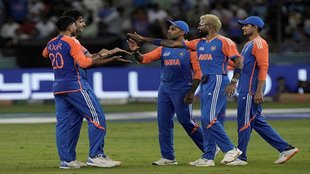 Kamran Akmal, Salman Agha, Suryakumar Yadav, Pakistan cricket team