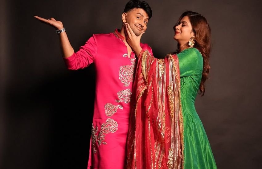 awez with love nagma