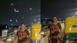 दिल का राजा निकला ऑटो वाला, पत्नी का शानदार तरीके से मनाया जन्मदिन, Viral Video देख यूजर्स बोले – इमोशनल कर दिया यार