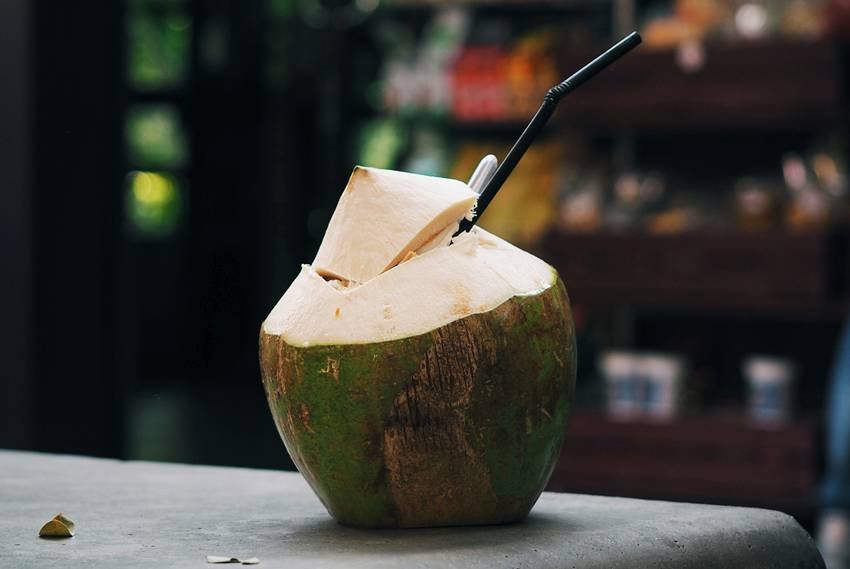 who should not eat coconut
