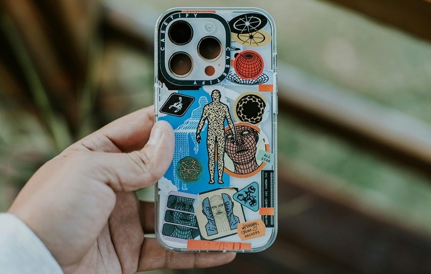 Why You Should Avoid Using Phone Covers