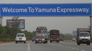 YAMUNA EXPRESSWAY