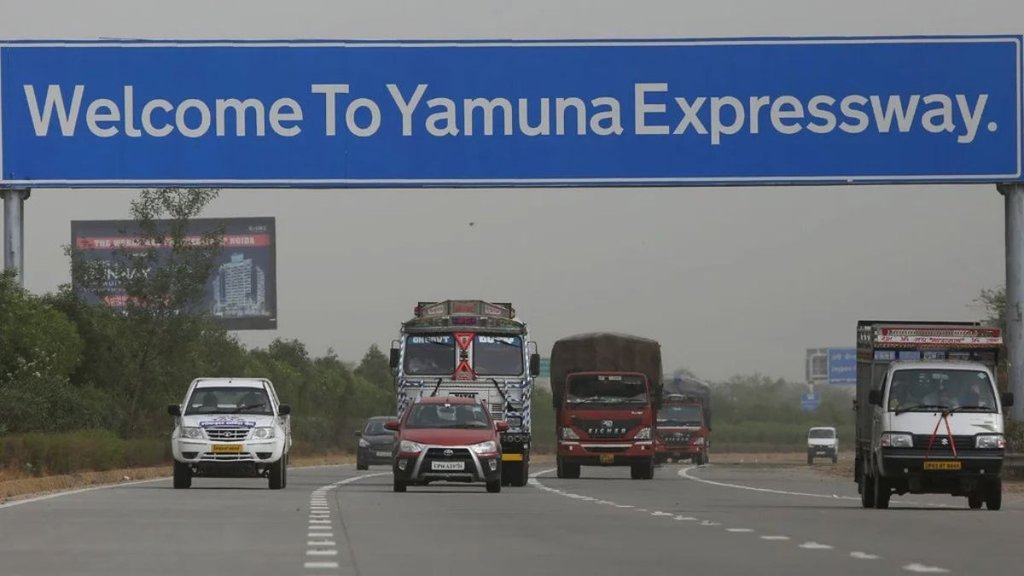 YAMUNA EXPRESSWAY