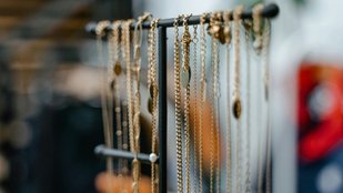 Quick Solutions for Tarnished Artificial Jewelry