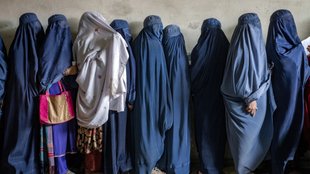 afghan woman| taliban| book ban