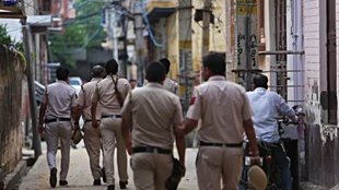 delhi schools, bomb threat, bomb