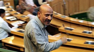 Kashmir MP attacked, MP attacked by transgenders, Engineer Rashid attack in Tihar,