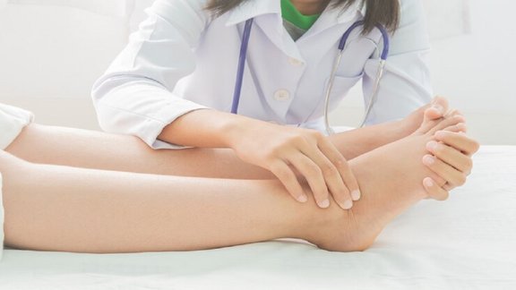 foot numbness exercises, stretches for tingling feet,foot numbness at night, tingling in feet while sleeping, leg numbness causes, exercises for foot numbness, stretches for tingling feet, peripheral neuropathy exercises, how to improve blood circulation in legs