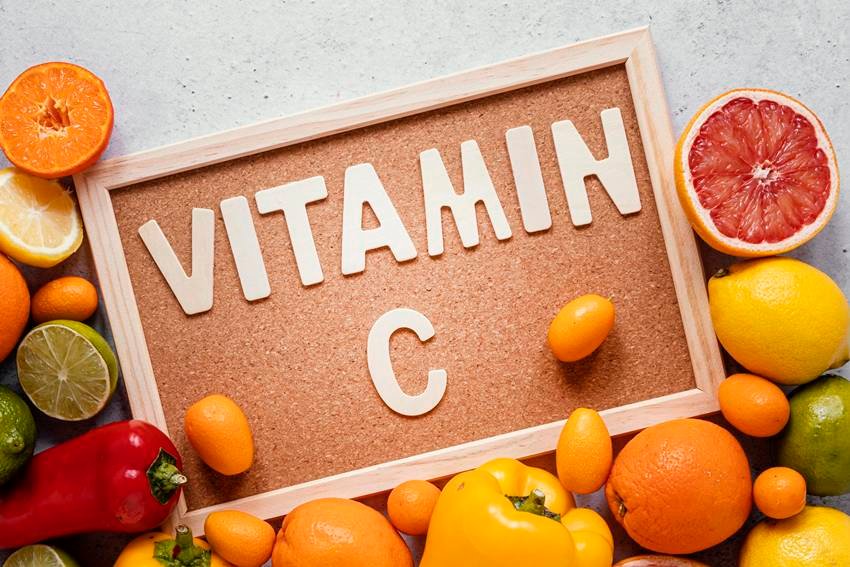 Vitamins to naturally protect vision