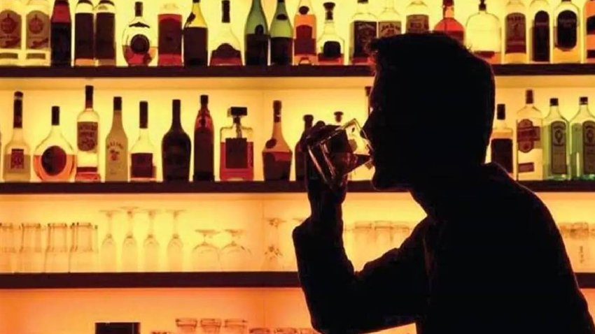 liquor pubs and bars
