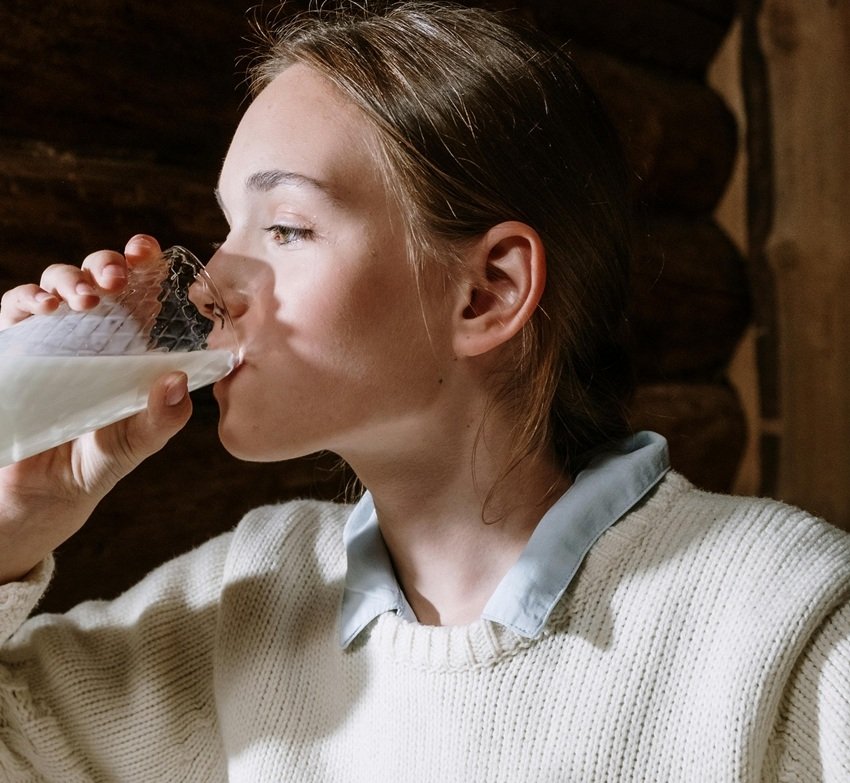 milk on empty stomach
