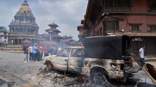 nepal protest| KP sharma Oli| singha durbar