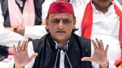 ‘सीएम योगी घुसपैठिए हैं…’ अखिलेश यादव ने मुख्यमंत्री के खिलाफ क्यों कह दी इतनी बड़ी बात?