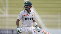 PAK vs SA: बाबर आजम पर चला हार्मर का हथौड़ा, नहीं चला बल्ला; शतक से चूके इमाम, शान ने खेली शानदार पारी