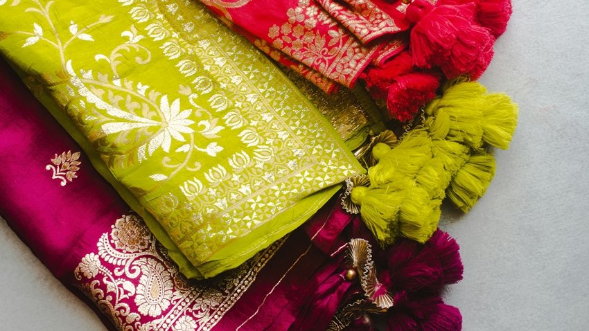 Best Karwa Chauth Gift Ideas to Impress Your Wife