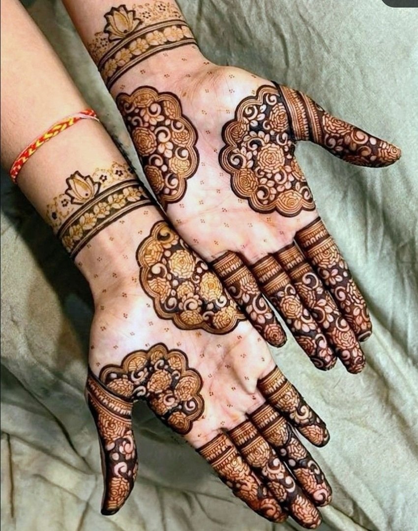 Bhai Dooj Festival Look