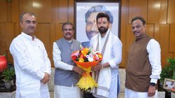 NDA में सीट शेयरिंग पर बन गई बात? धर्मेंद्र प्रधान और चिराग पासवान के बीच हुई 45 मिनट की मुलाकात