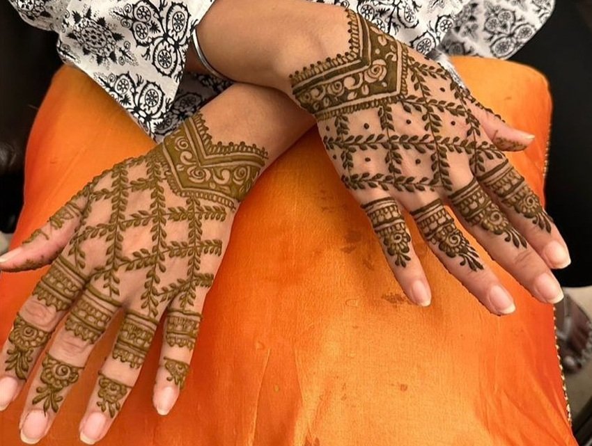 Celebrate the Festivities with Simple and Beautiful Mehndi Patterns 2025
