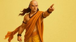 चाणक्य नीति: ऐसे 5 लोगों पर किया भरोसा तो जीवन भर रहेंगे परेशान, हर कदम पर मिलेगी असफलता