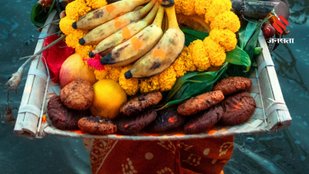 Chhath Puja 2025 Special Recipe Make Perfect Thekua with Wheat and Ghee