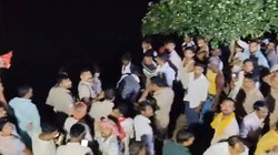 छठ पूजा के दौरान हुआ बड़ा हादसा, सेल्फी लेने के चलते पलट गई नाव