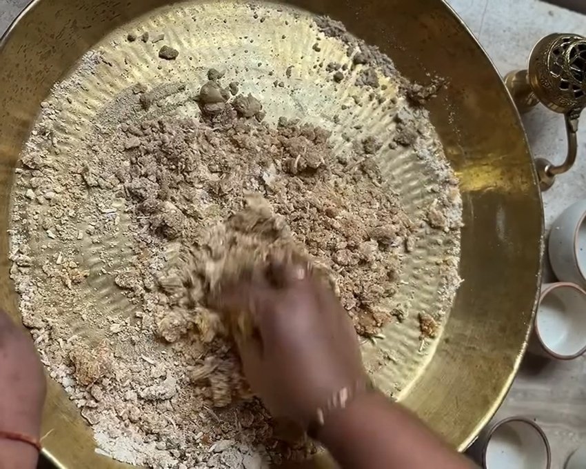 Chhath Puja Special Step-by-Step Easy Recipe to Make Crispy and Tasty Thekua at Home