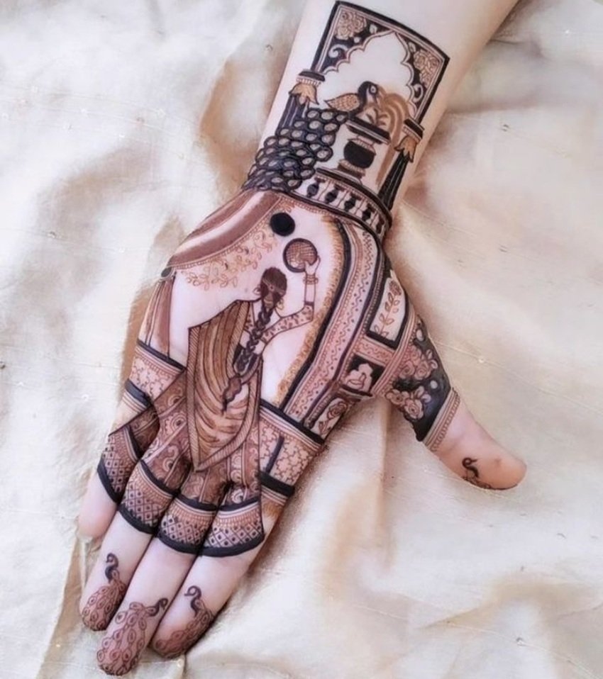 Decorate Your Hands This Karva Chauth with Fusion Mehndi Designs