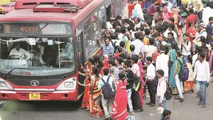 Delhi bus shortage, public transport crisis, city buses Delhi