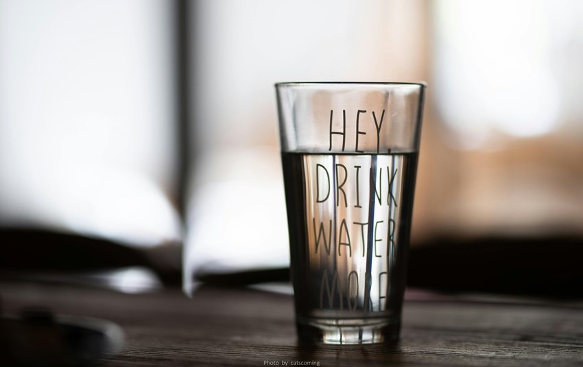 Dry Eyes Itching or Burning Follow These Simple Eye Care Tips