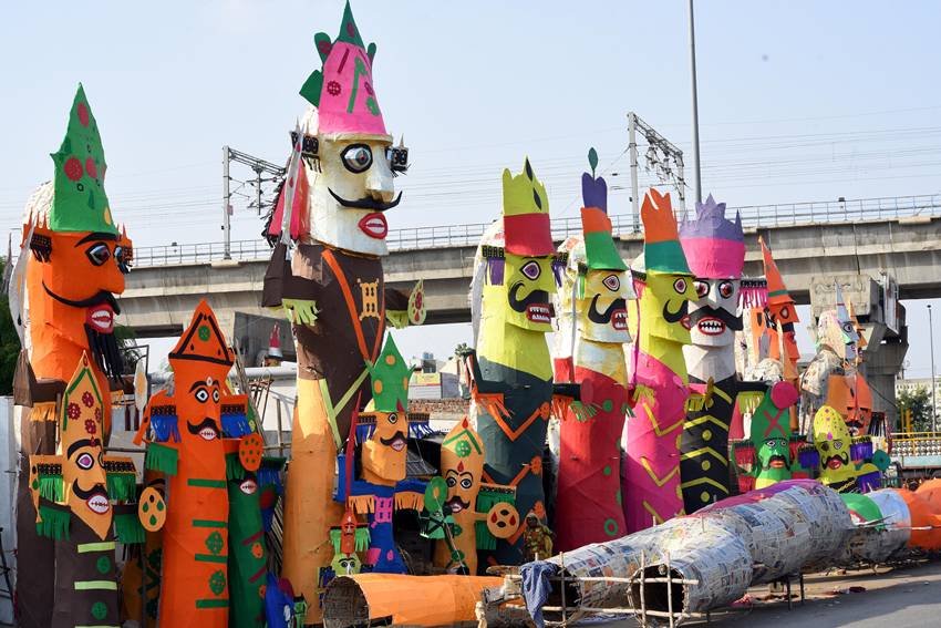 how Dussehra is celebrated worldwide