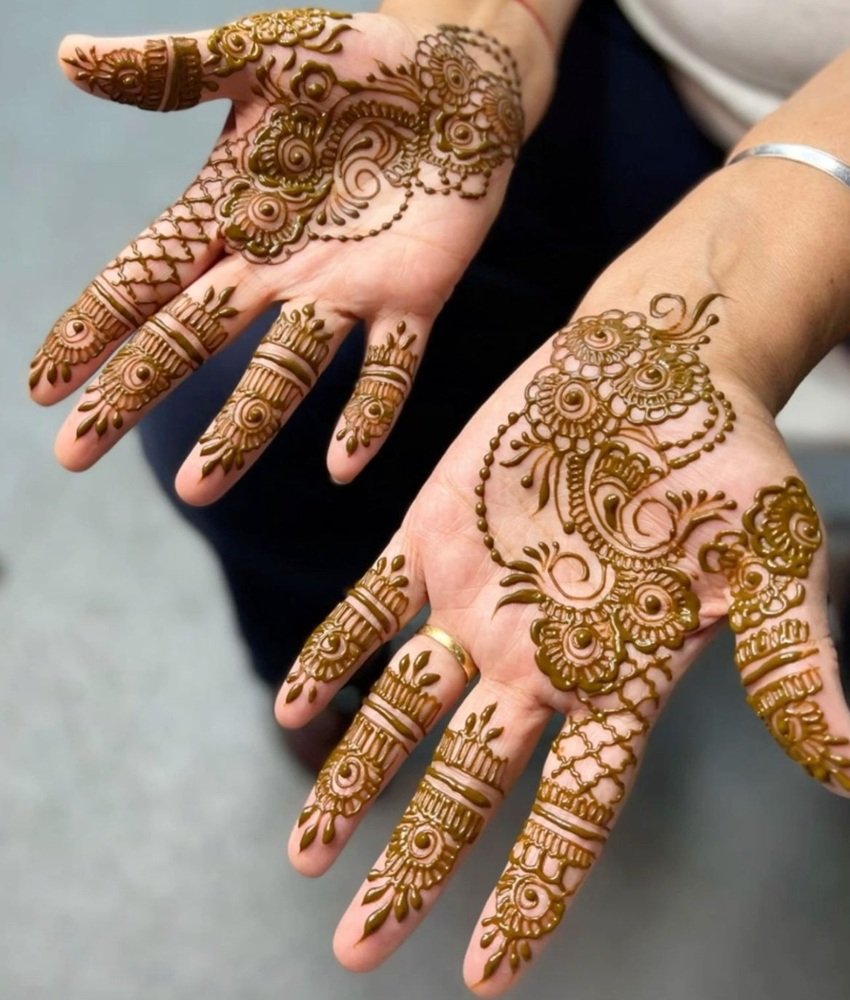Fast and Festive Mehndi Looks for Chhath Puja 2025