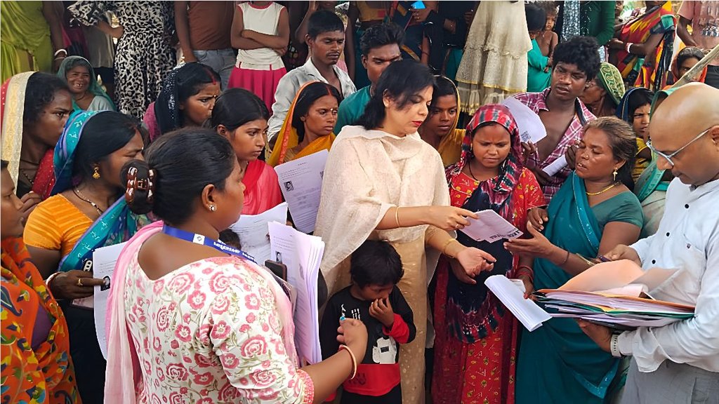 Female Voters in Bihar | Bihar Chunav 2025 | Bihar Manifesto Female Voters in Bihar | Bihar Chunav 2025 | Bihar Manifesto