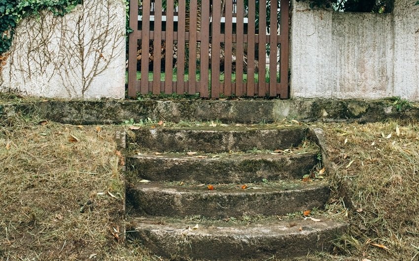 From Har Ki Pauri to Kinnaur Kailash The Four Divine Steps Built by Ravana