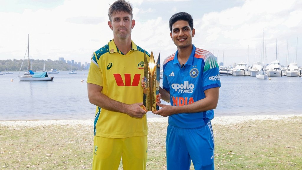 IND vs AUS Live Score India vs Australia 1st Cricket ODI Match Scorecard Perth Stadium Rohit Virat Shubman Gill Mitchell Marsh