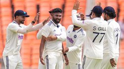 सिराज ने वेस्टइंडीज पर बरपाया कहर, लेकिन बड़ी उपलब्धि हासिल करने से चूके, कुलदीप बने राह में रोड़ा