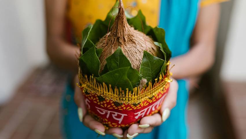Kalash, Akhand Jyot and Jau use 