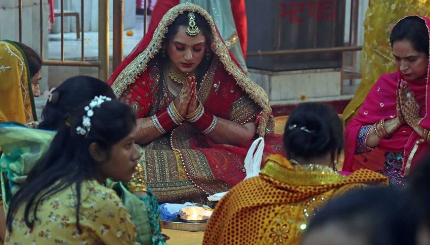 Karwa Chauth 2025 face scrubs