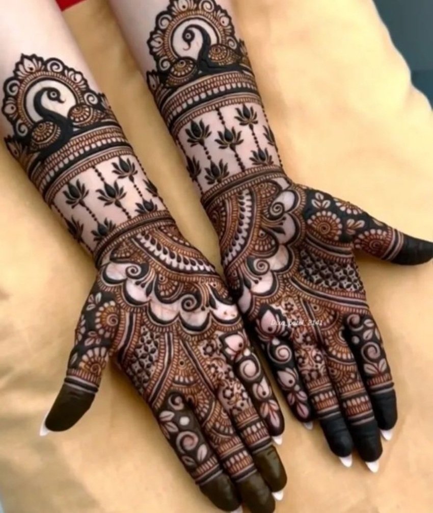 Make Your Karva Chauth Memorable with These Special Mehndi Designs