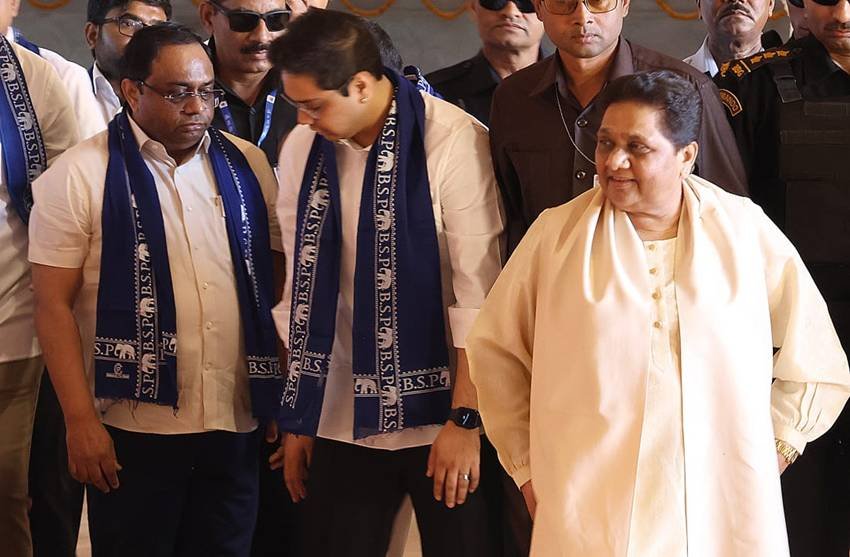 Mayawati Rally Crowd Photos