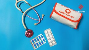 Medical kit essentials for home use