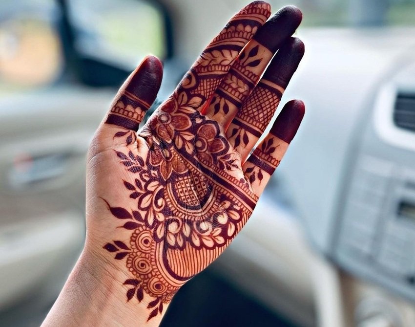 Mehndi designs for Indian festivals