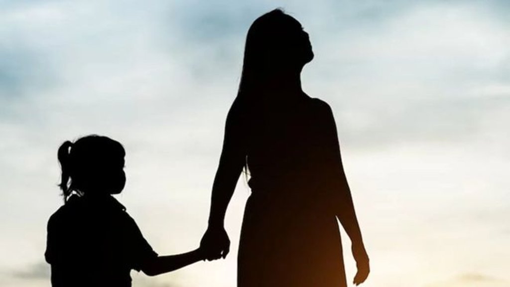 modern motherhood, working mothers, technology and parenting