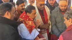 देश के सबसे अमीर व्यक्ति मुकेश अंबानी ने बद्रीनाथ में टेका माथा, कपाट बंद होने से पहले पहुंचे धाम