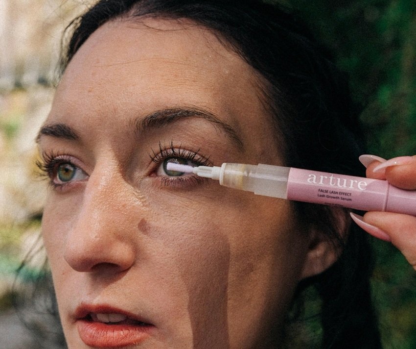No More Expensive Products Make Your Own Natural Eyelash Growth Serum at Home
