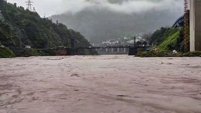 सिंधु जल संधि निलंबन के बीच केंद्र का महत्वपूर्ण फैसला
