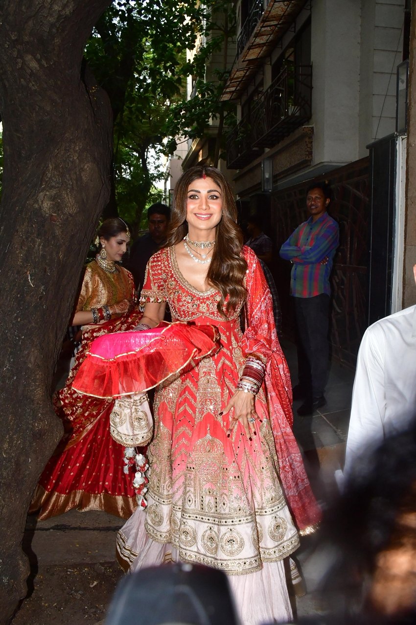 Shilpa Shetty Karwa Chauth look
