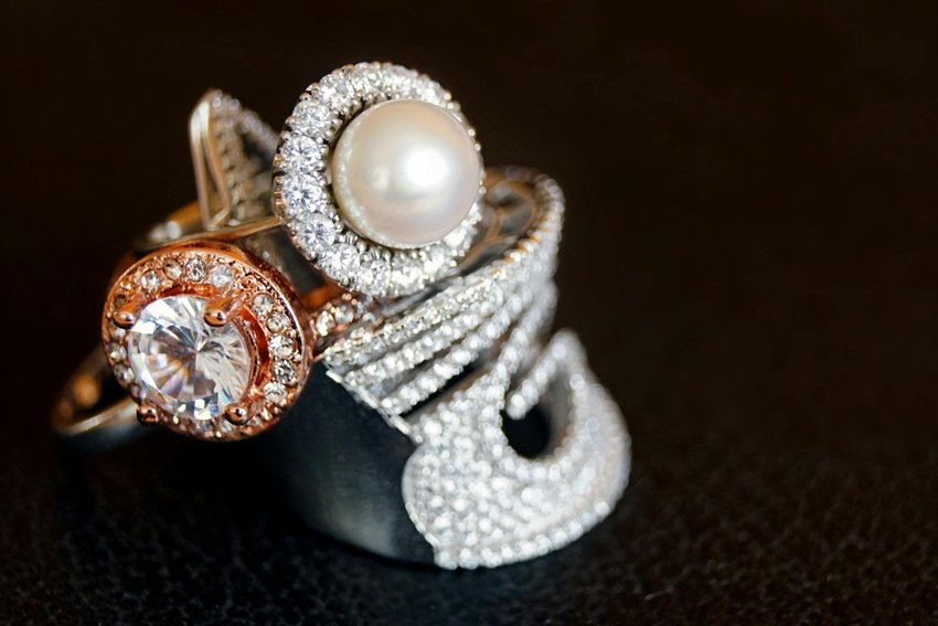 Show Your Love This Karwa Chauth with These Beautiful Gift Ideas